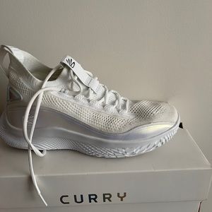 Mens Stephen curry basketball shoe size 10